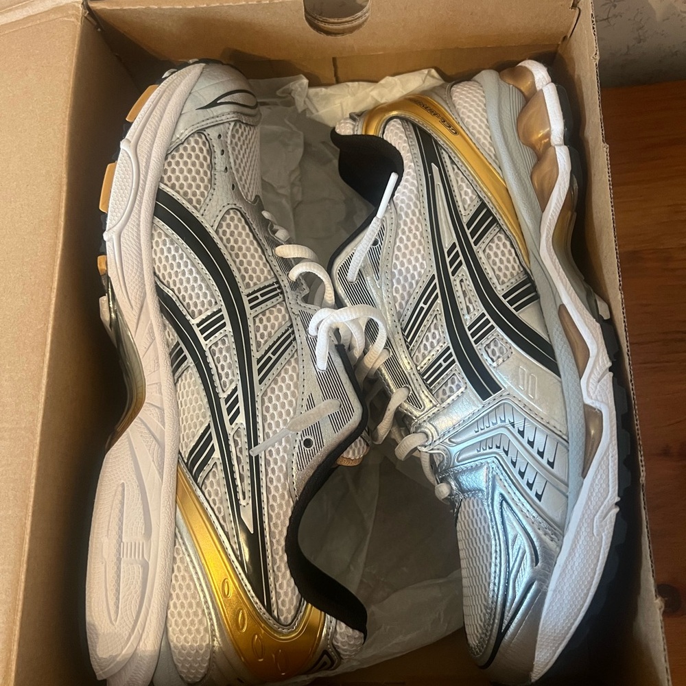 ASICS Gel Kayano 14 White Pure Gold size 11 - Picture 9 of 11